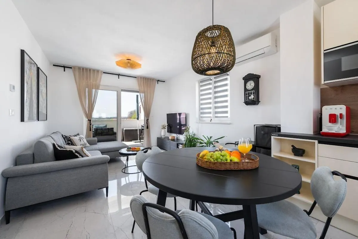 Apartment Grey Μεντουλίν 0*,  Κροατία